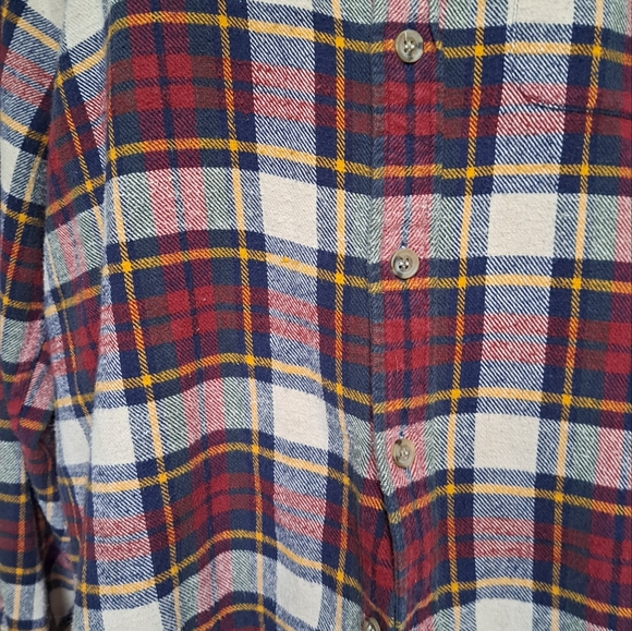 Plaid flannel top - Picture 4 of 4